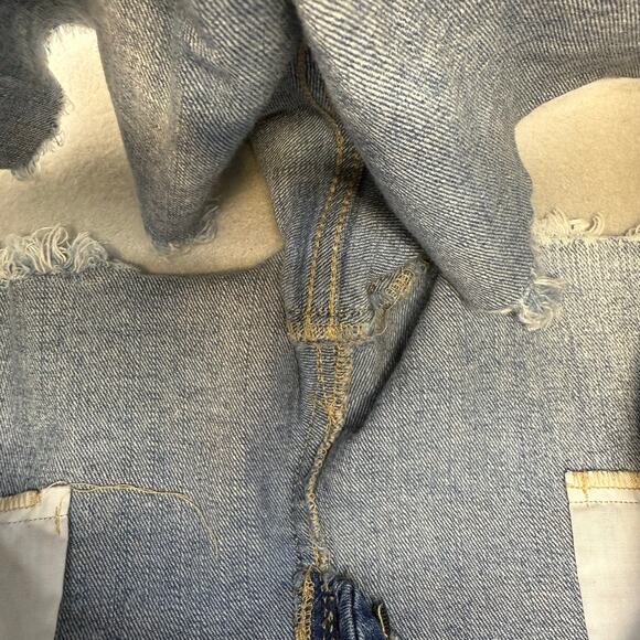 Jean Shorts Women's Size 8/9 Tokyo Darling American Eagle and Almost Famous NWT - Picture 5 of 16